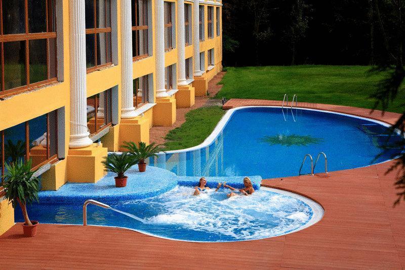 Royal Medical Cezar Hotel Truskawiec Zewnętrze zdjęcie